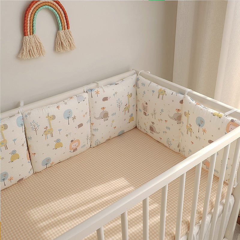 Embroidered cotton bed bumper with cartoon design for baby